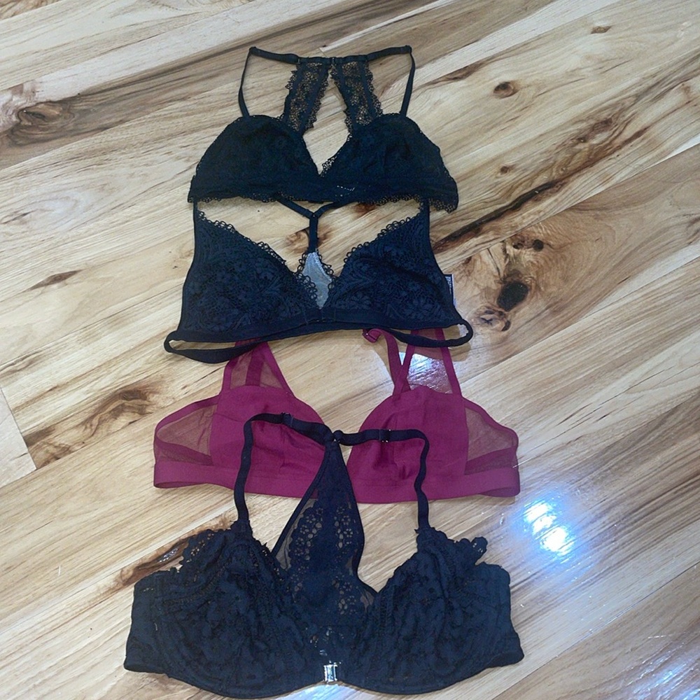Lot of 4 Victoria’s Secret bralettes black maroon Racerback lace medium 36C